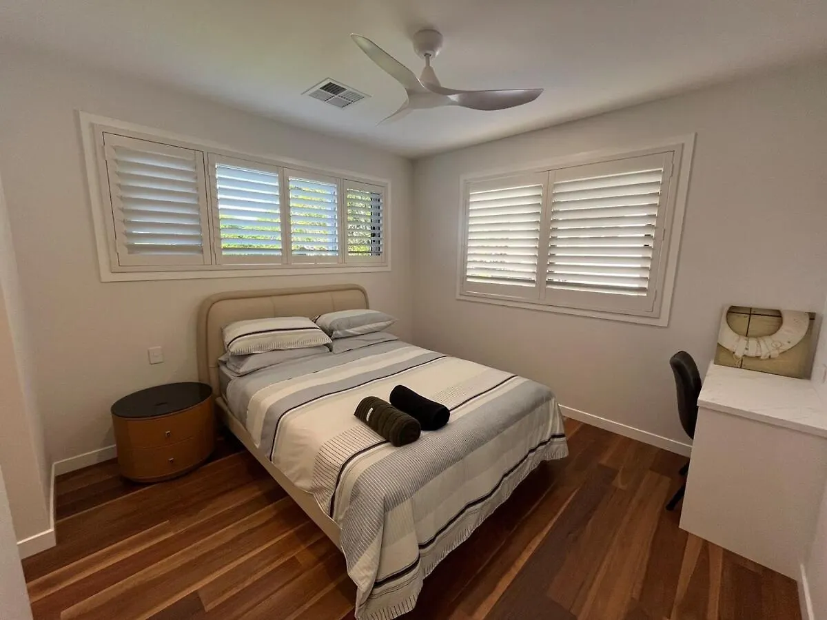 Villa 5 Star Luxury Manly Brisbane
