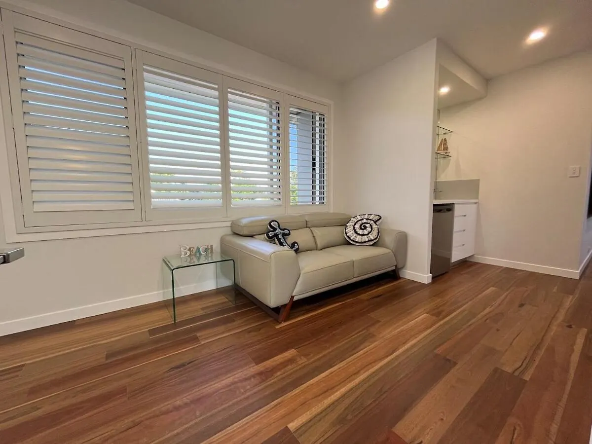 Villa 5 Star Luxury Manly Brisbane