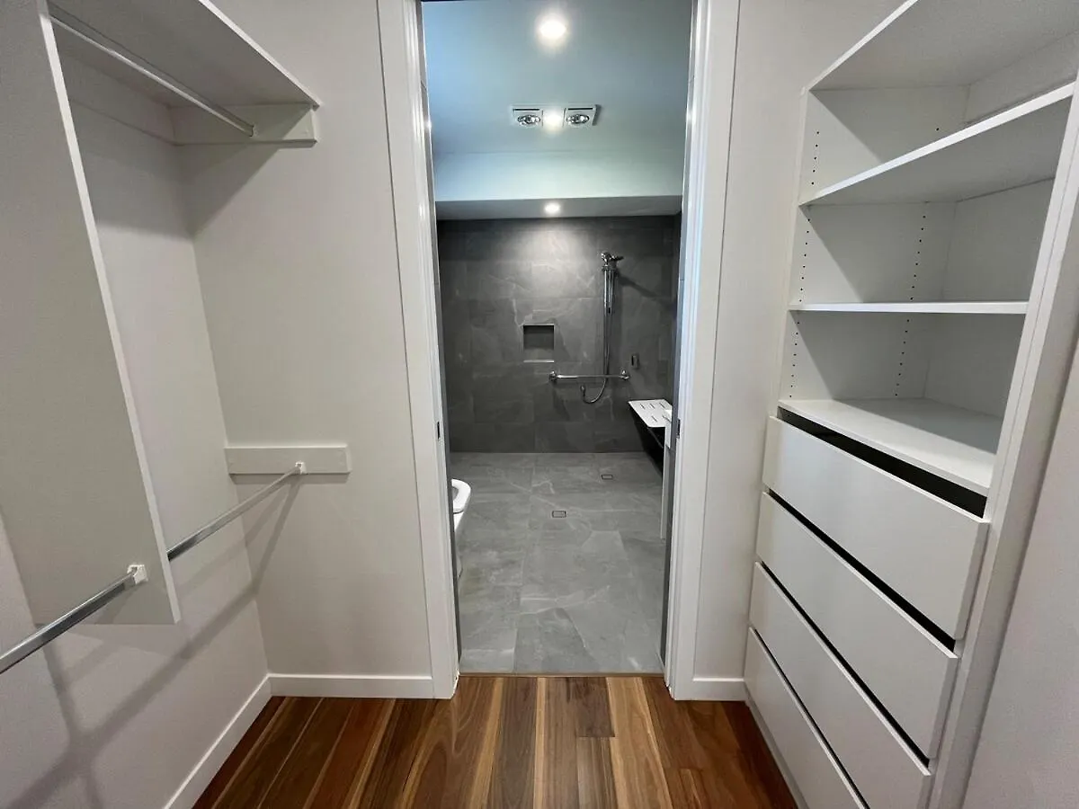 Villa 5 Star Luxury Manly Brisbane 0*,  Australien