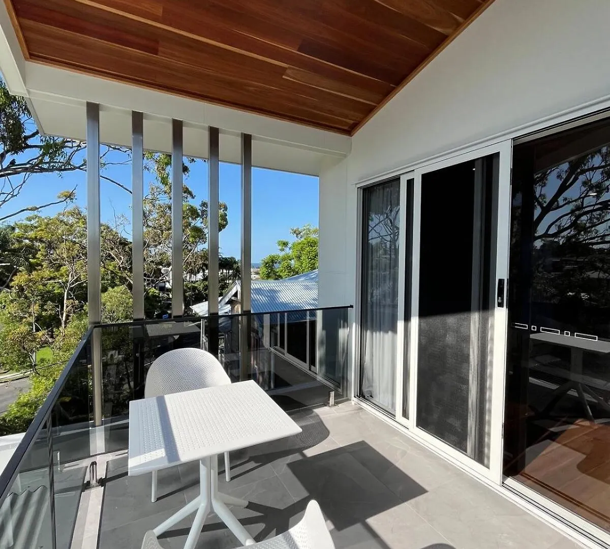 Villa 5 Star Luxury Manly Brisbane